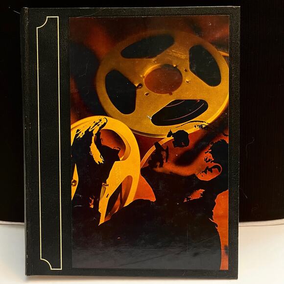 RING RESOUNDING : The stirring account of Wagner's Nibelungen was recorded - Picture 1 of 8